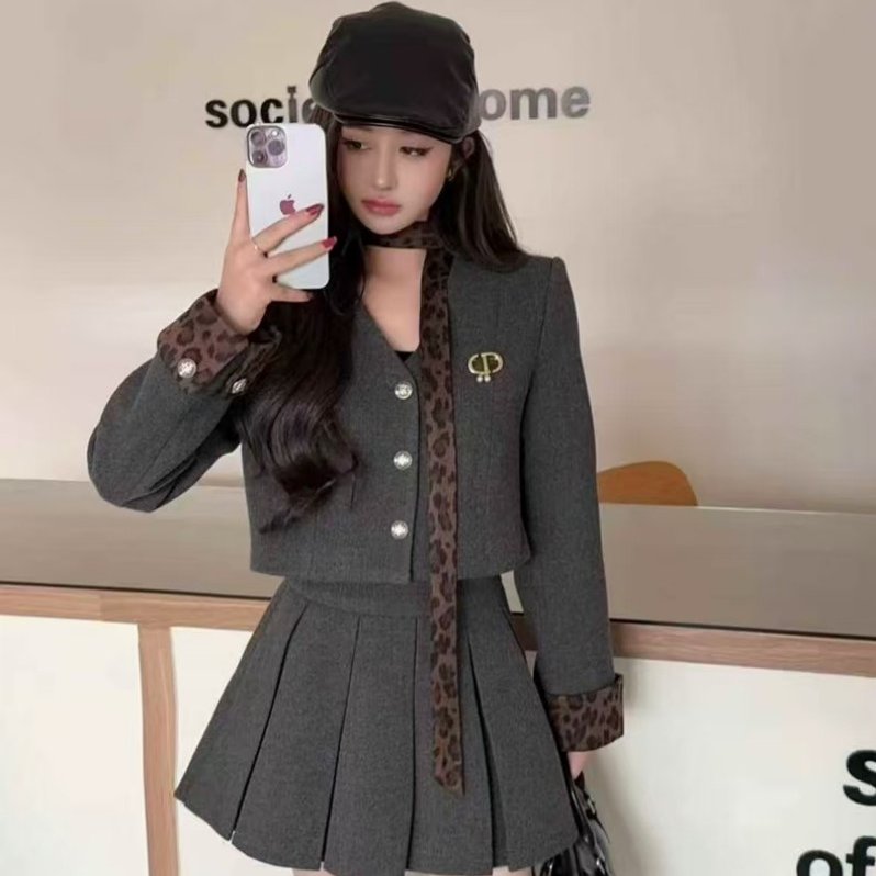 法式轻奢领带呢子小香风夹棉套装高级感洋气外套+半裙+领带三件套