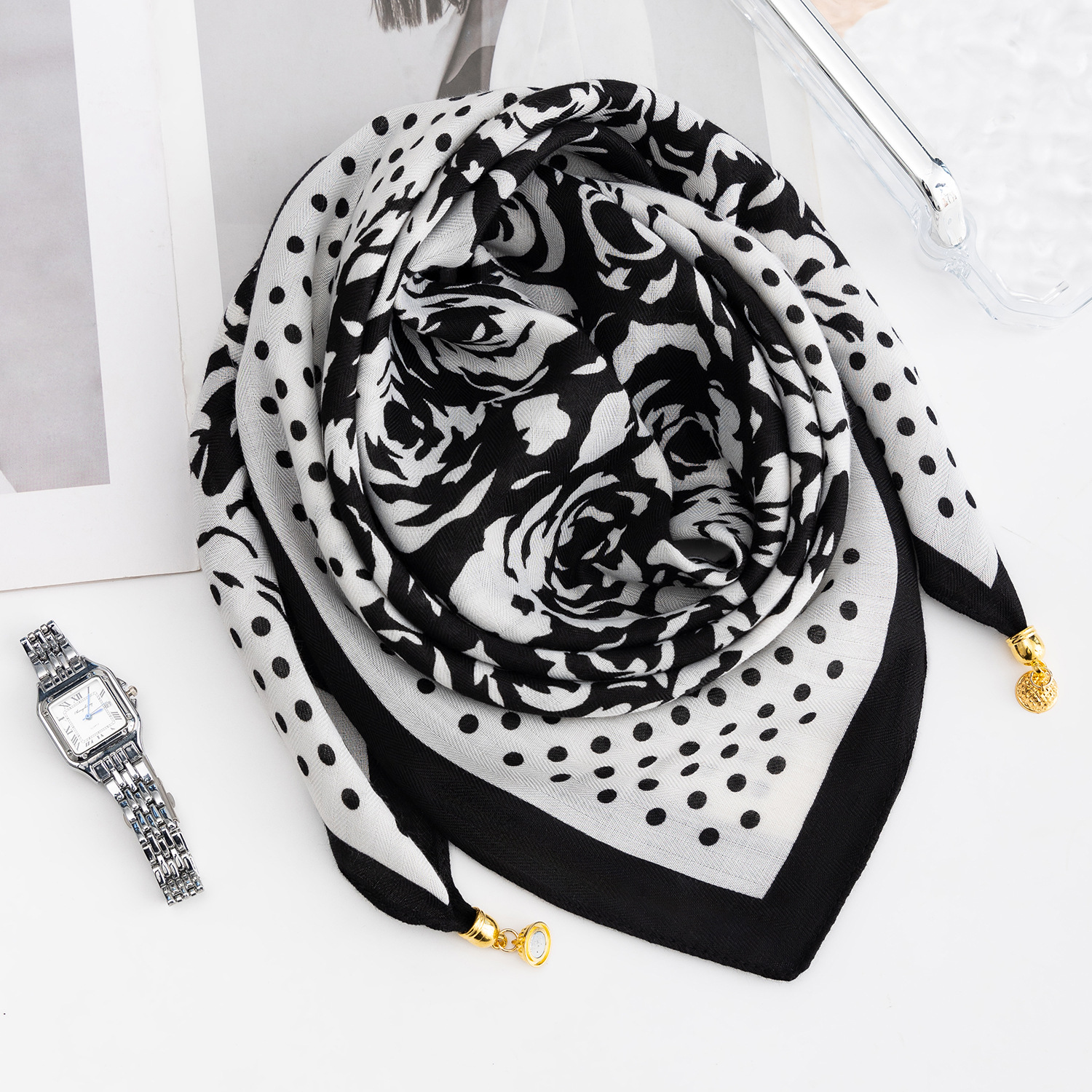 磁吸扣棉质轻薄百搭女围巾