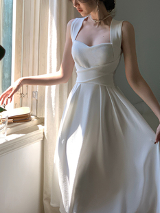 方领白色长裙子 高端精致吊带挂脖连衣裙2024新款 收腰气质小众法式