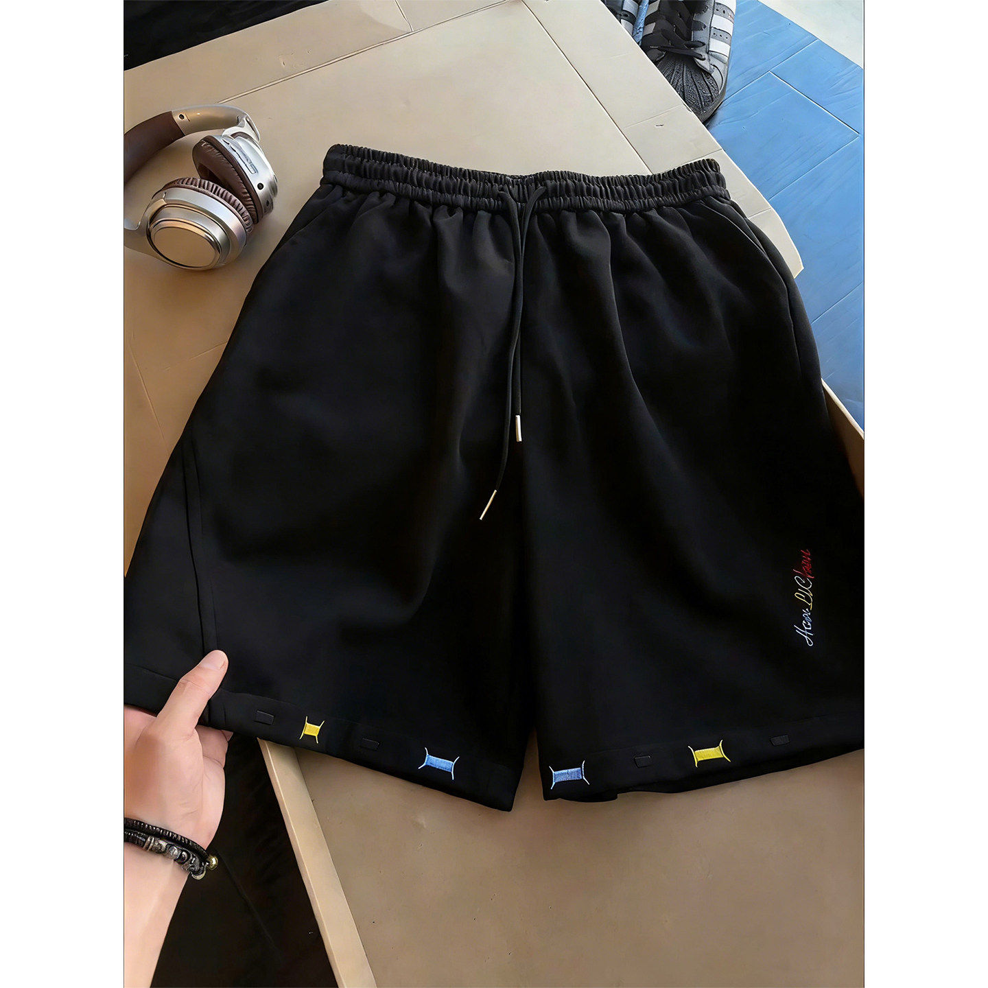 美式复古斜切刺绣运动短裤男款夏季重磅慵懒风沙滩卫裤阔腿五分裤