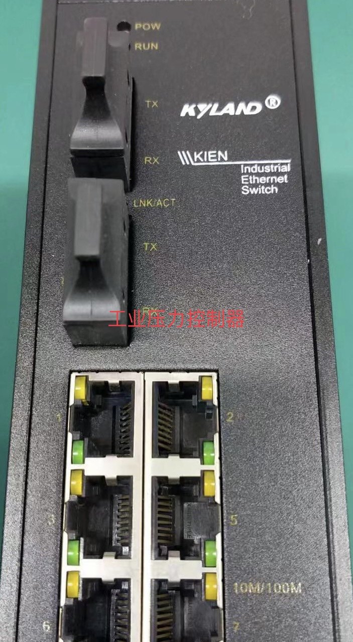 东土工业交换机KIEN2000B-2S6T-SC40-L3-L3 FC-HV2光口6电口