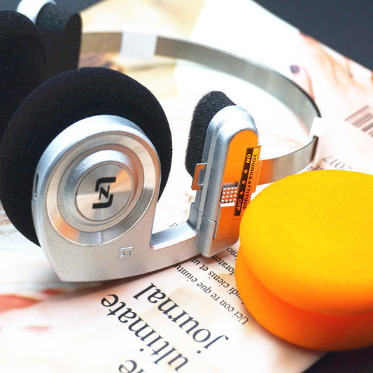 头戴式无线蓝牙耳机真无线耳麦便携折叠明星网红同款拍照神器潮流