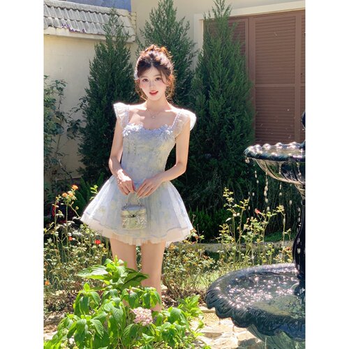 越韩小鱼Musefish 冰蓝花语 法式立体花仙气少女蓝色连衣裙女夏季