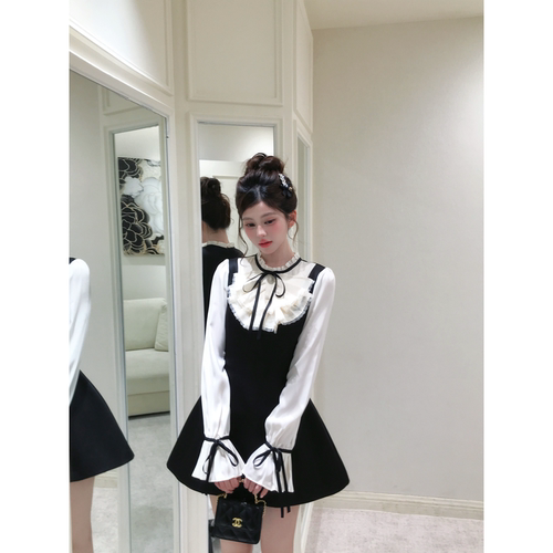 越韩小鱼Musefish 慕斯千金 法式甜酷拼接撞色假两件收腰A字裙女