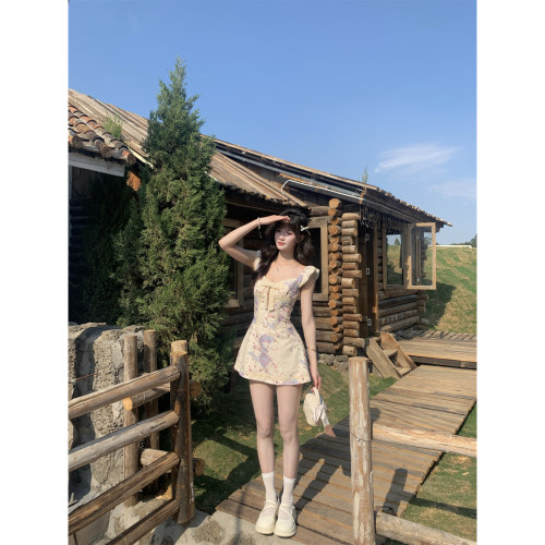 越韩小鱼Musefish 长岛情书 法式复古小飞袖连衣裙气质A字短裙女