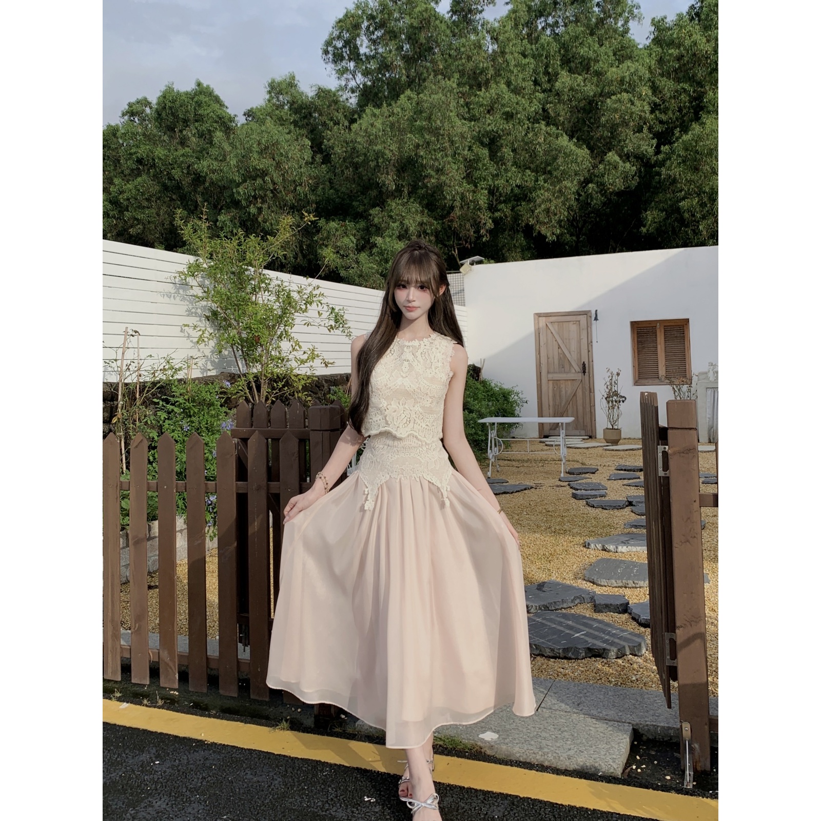 越韩小鱼 玫瑰未寄信  法式高级感无袖连衣裙子女夏季气质长裙