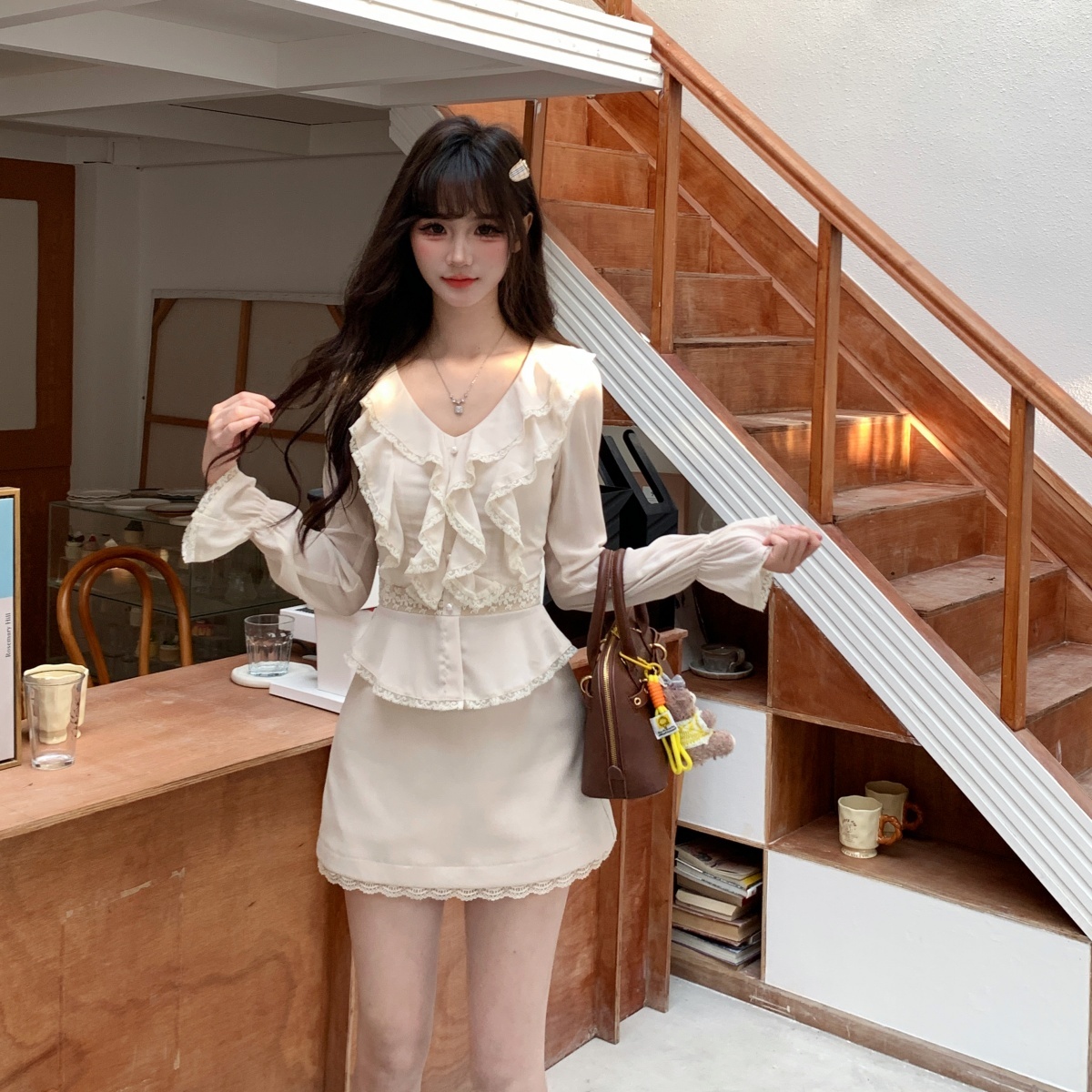 越韩小鱼 日杂甜心奶咖版 法式纯欲风荷叶上衣收腰显瘦半裙套装女
