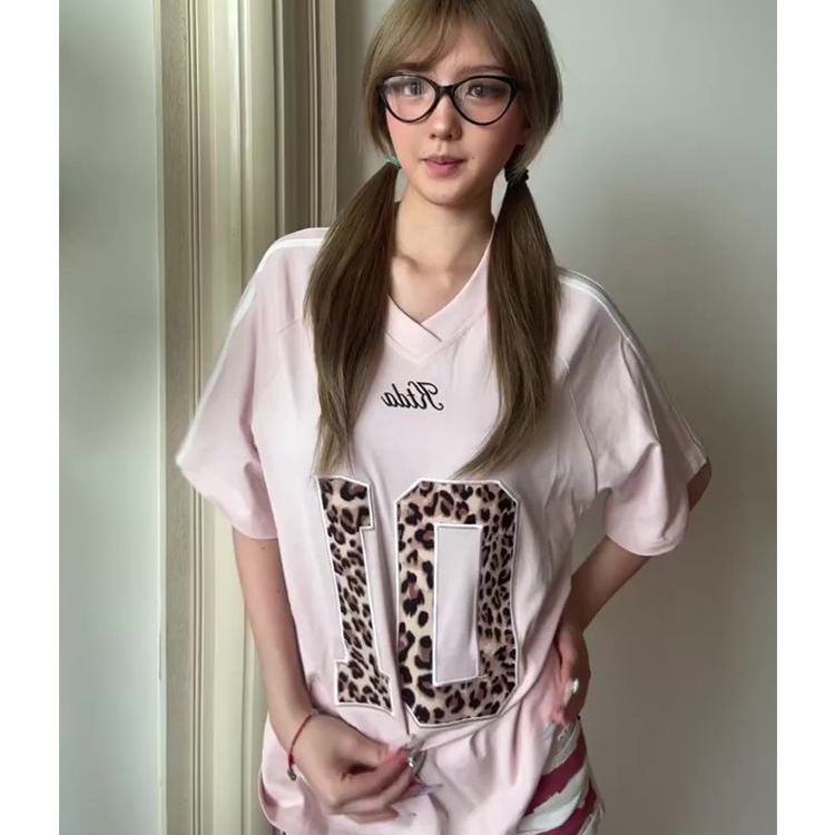 美式高级感豹纹贴布刺绣v领短袖t恤女夏新爆款重磅条纹杠插肩上衣