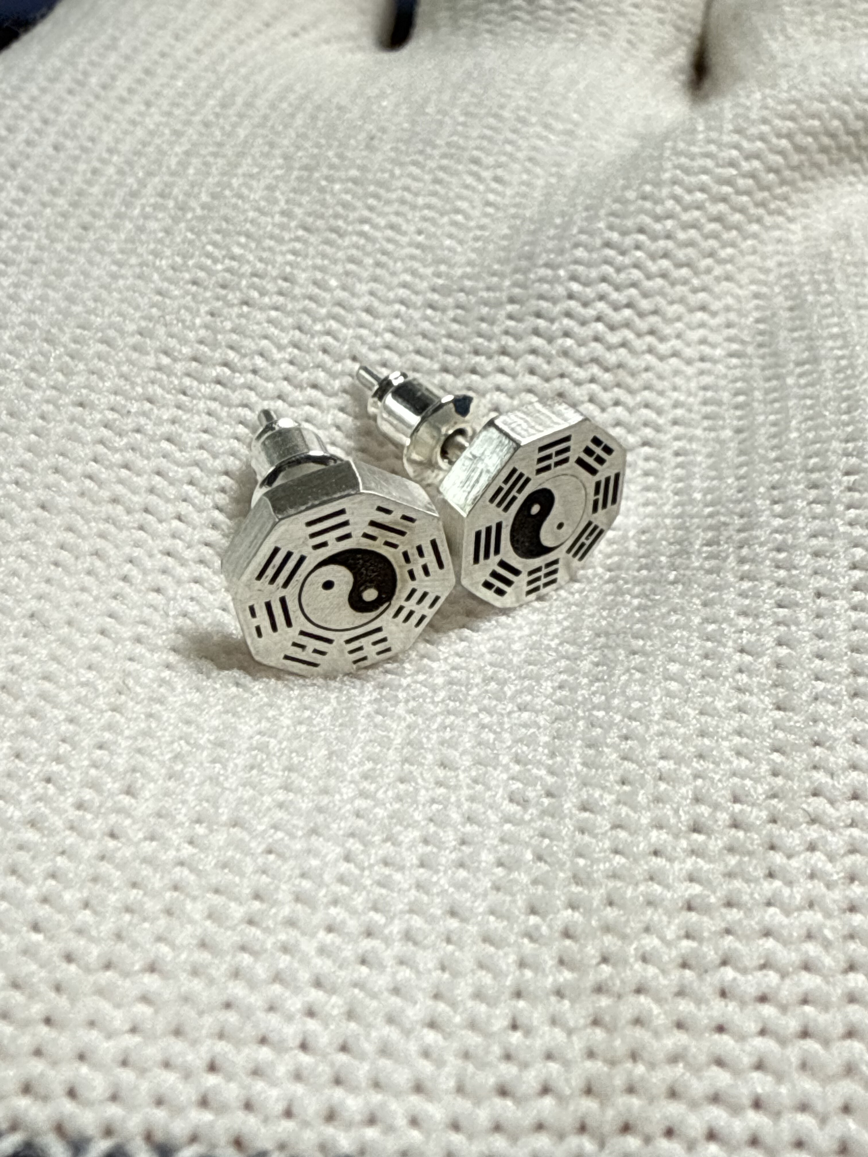 戴礼记999足银先天八卦后天八卦阴阳鱼耳钉一对可改图改尺寸,饰品/流行首饰/时尚饰品新,银饰吊坠,淘宝优惠券,粉丝福利购,淘宝优惠卷