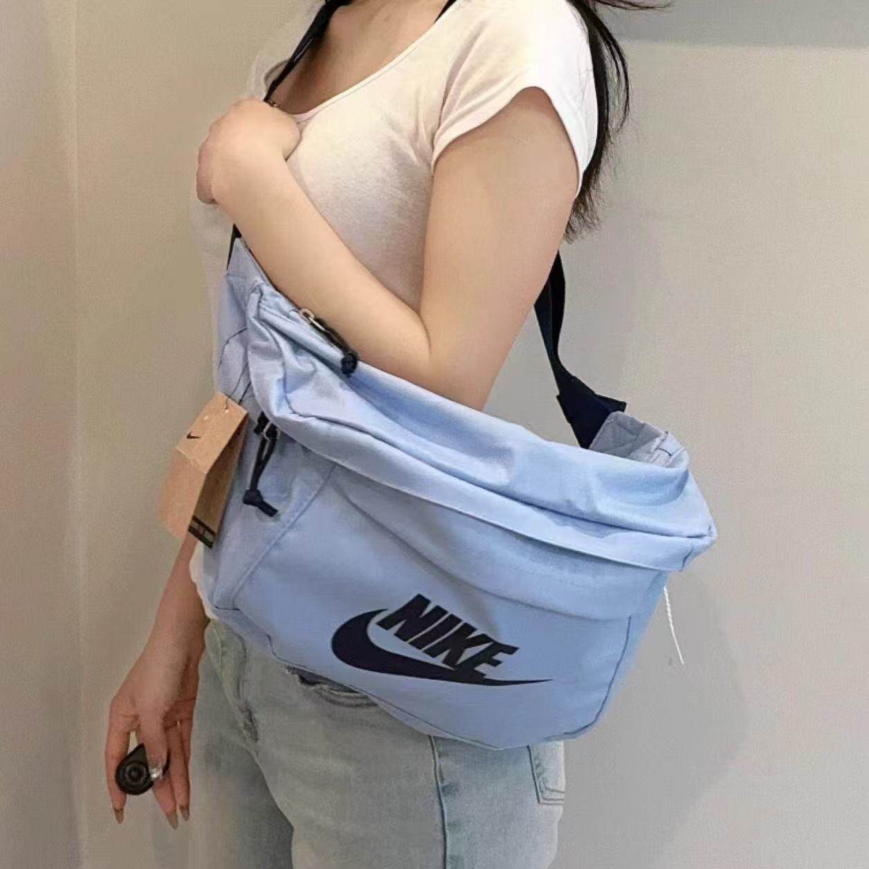 Nike耐克运动休闲腰包胸包男女大容量通勤单肩斜挎包户外单肩包