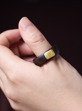 沉香木扳指戒指镶嵌五条心经真言跑环戒圈实木雕刻文玩手把件指环