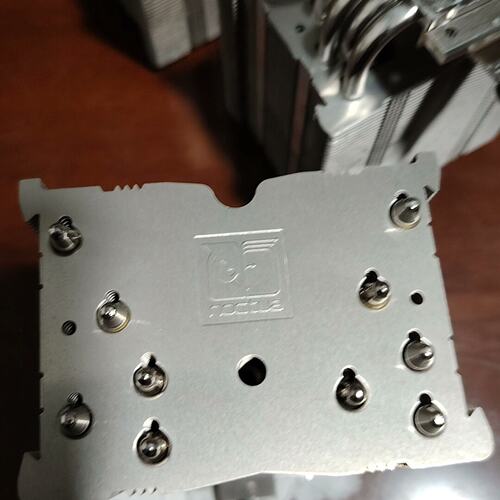 议价猫头鹰u9s散热器，NOCTUA NH-U9S 5热管单塔回可维修