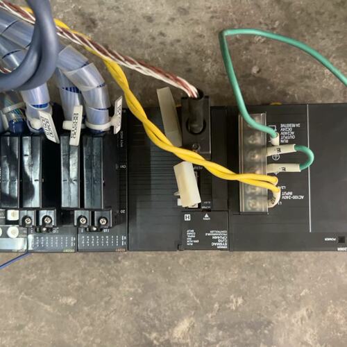 议价PLC一套型号：CJ1W-PA205，CPU44H，I可维修