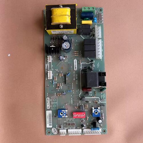 议价戴纳斯帝壁挂炉主板SL09 V2.2，，实物拍摄，功能包可维修