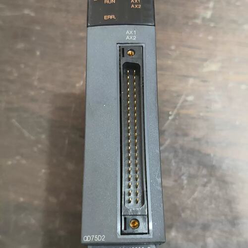 议价QD75D2实物拍摄，功能包好，成色如图，要的联系可维修