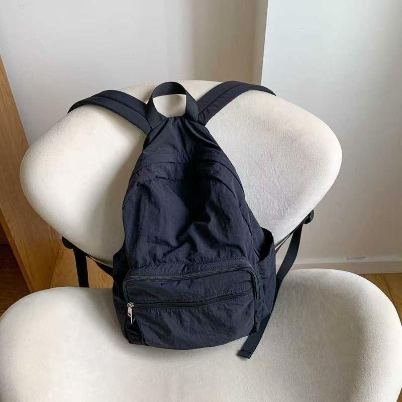新款户外双肩轻便韩休闲