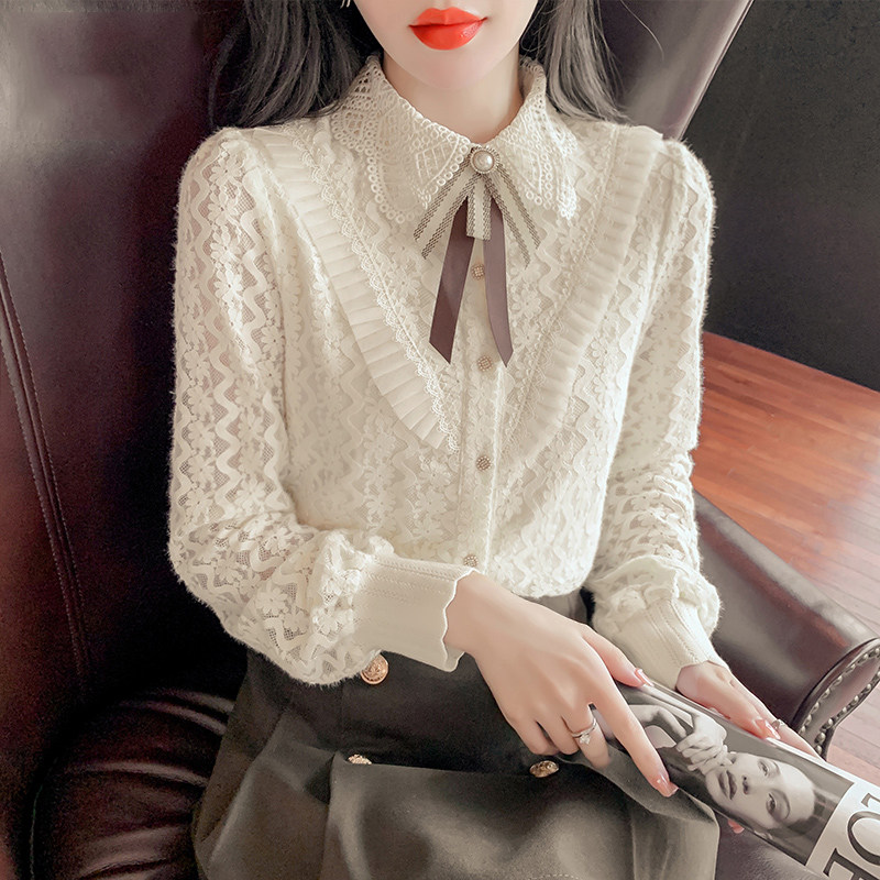 蕾丝衬衫打底衫内搭秋季2025新款欧货洋气小衫加绒女装娃娃领上衣