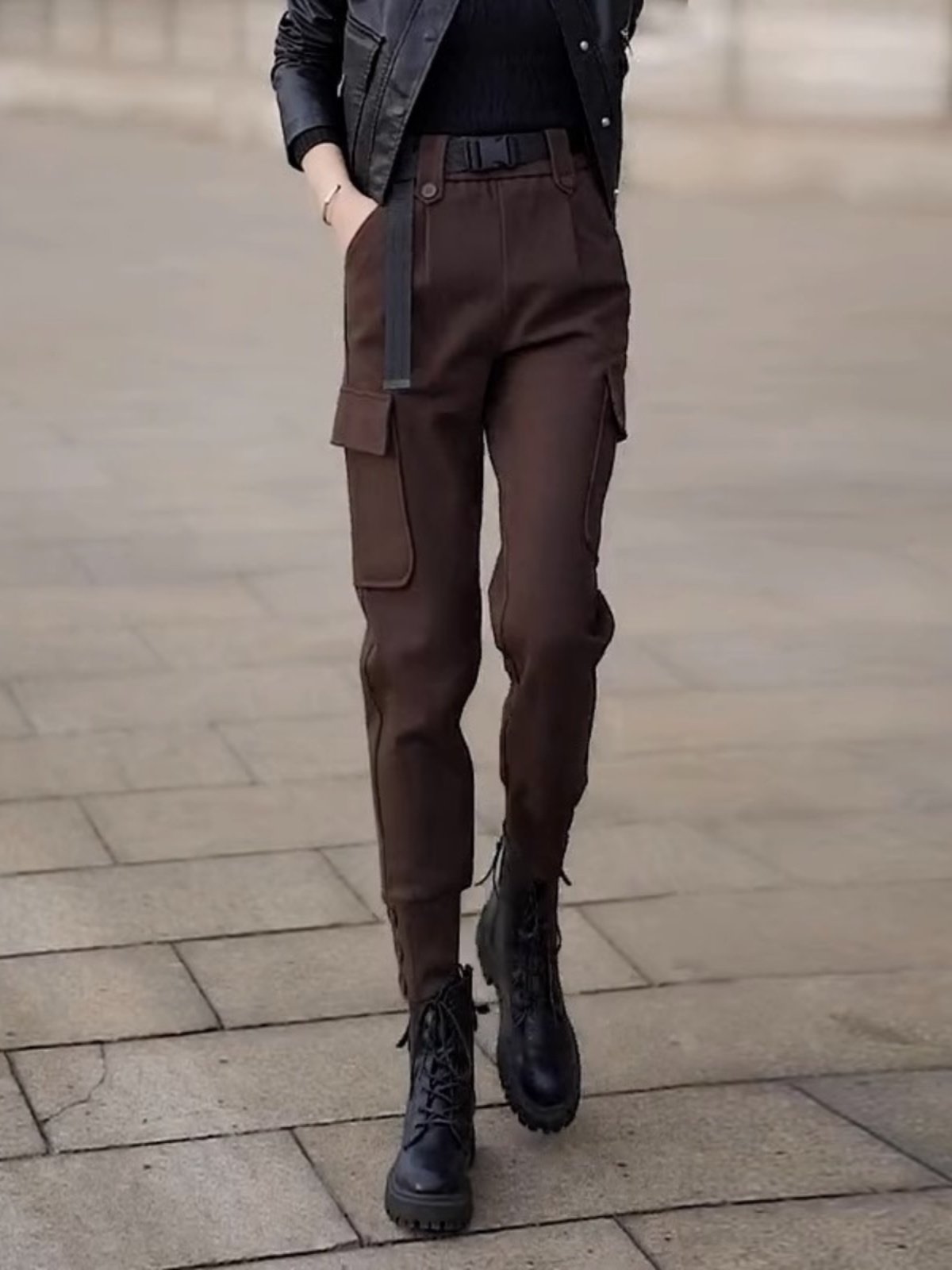 配马丁靴毛呢工装裤子女秋季高腰显瘦加绒束脚哈伦休闲直筒萝卜裤