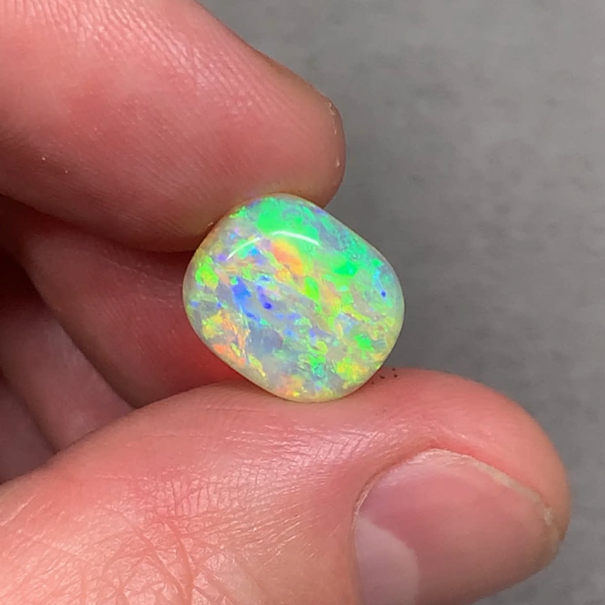 澳洲天然欧泊高亮枕形水晶欧泊戒指吊坠定制3.85ct11.7*9.9*4.5mm