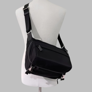 欧美时尚男包P家降落伞布尼龙斜挎包男士邮差包休闲单肩背包胸包