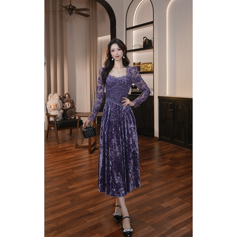 秋冬季新款女装高贵气质复古紫色显瘦长款连衣裙21921