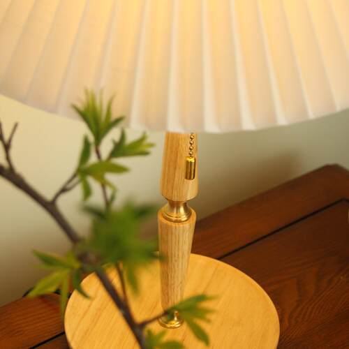 此间百褶灯罩实木主卧床头台灯