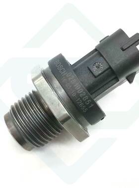 燃油压力传感器 共轨压力传感器0281002851 5093112AA