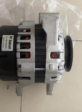 山猫S450滑移装载机发电机久保田V2403发电机