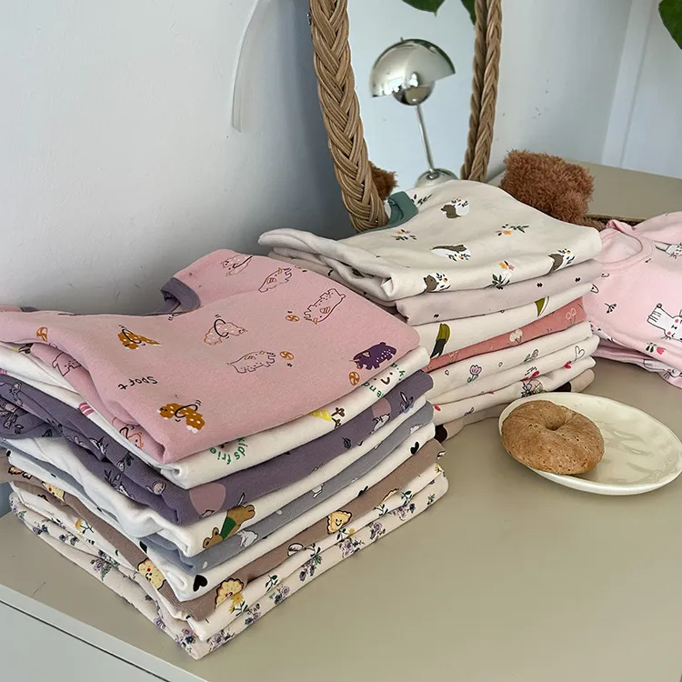 艾摩贝贝儿童羊毛拉架家居服套装