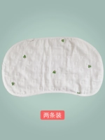 2 белых маленьких деревьев