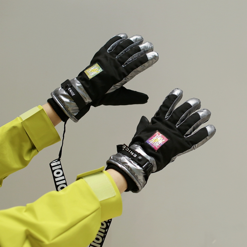 男滑雪手套防寒保暖防丢护腕酷炫