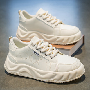 2025新款男鞋透气百搭爆款运动皮面休闲板鞋男款厚底增高防滑潮鞋