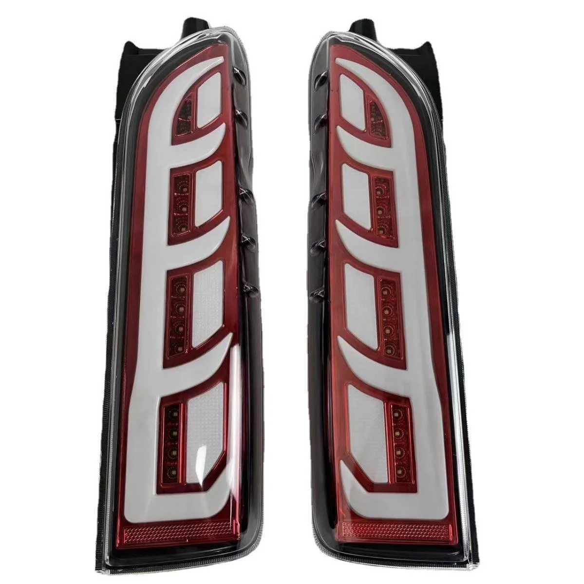 适用于丰田05-18款海狮hiace200系汽车LED尾灯改装刹车流水转向灯