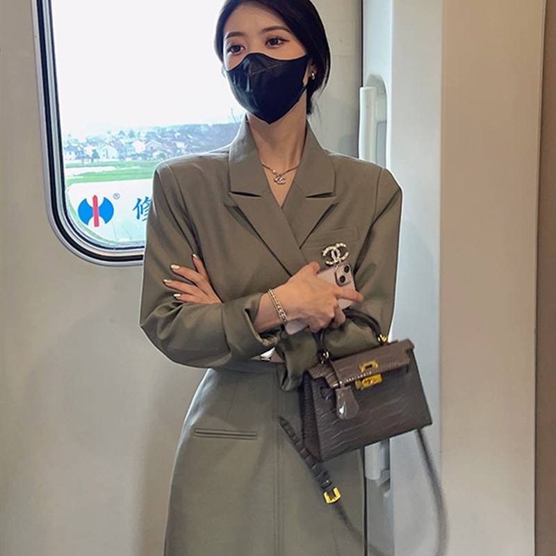套装裙女秋季新款韩版高级感气质名媛西装短外套包臀半身裙两件套