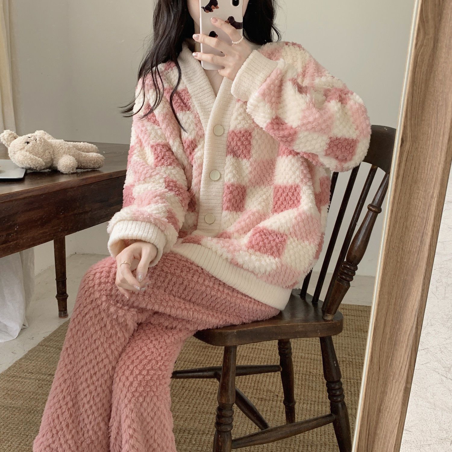 珊瑚绒睡衣女秋冬季格子