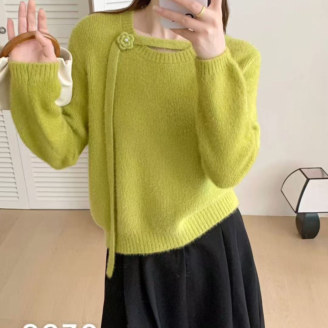 不起球圆领镂空绣花飘带