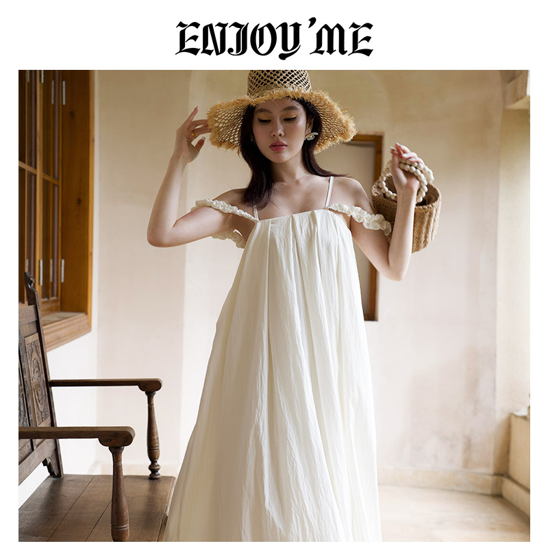 ENJOYME商场同款白色吊带连衣裙