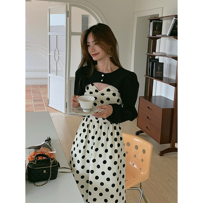 enjoyme女装秋季新款赫本风收腰设计感波点吊带连衣裙小衫两件套