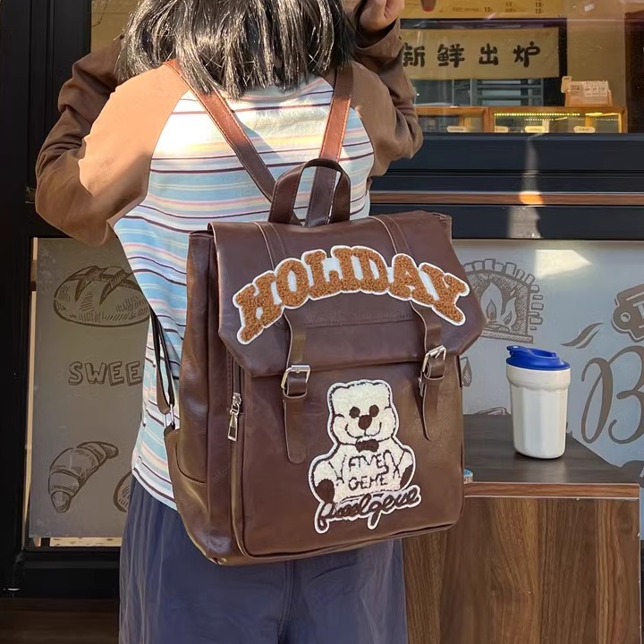 小众原创美式复古书包女包可爱字母小熊手提背包大学生上课双肩包