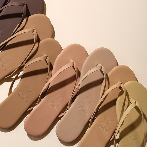 Swalker皮革简约平底素面人字拖