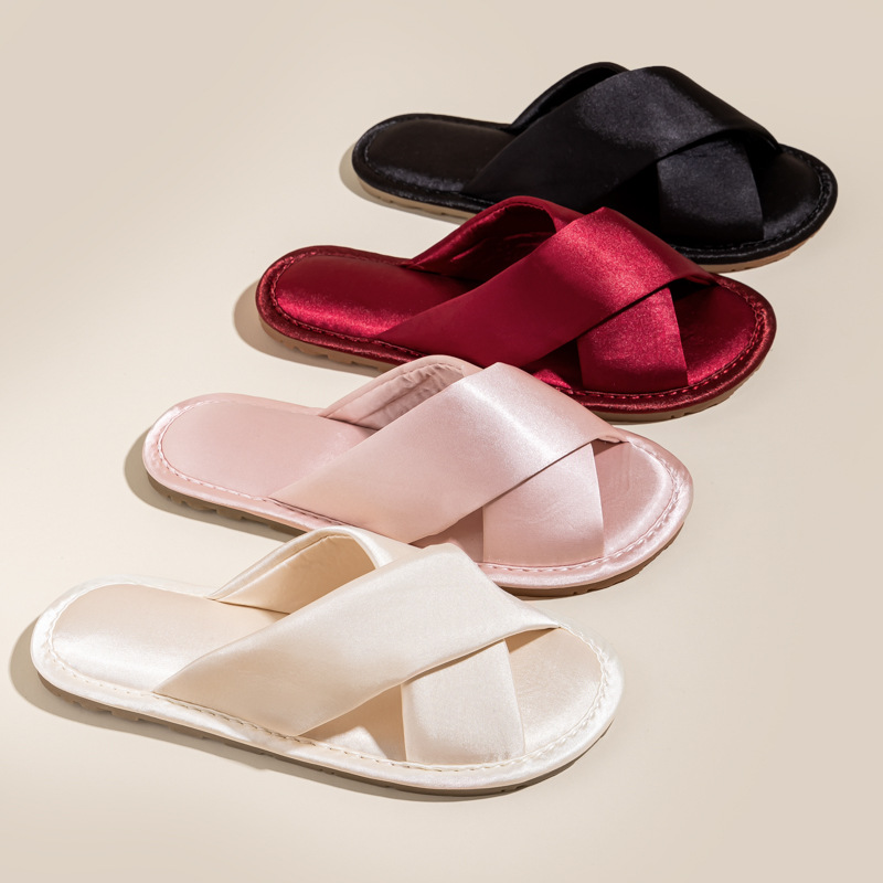 男士拖鞋居家新婚新郎新娘结婚拖鞋伴娘团晨袍鞋子高级感缎面四季