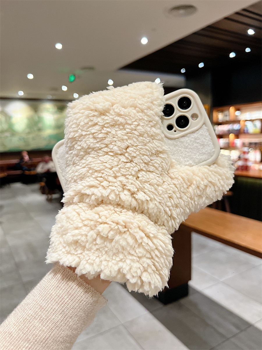 冬天保暖毛毛手套适用iPhone17promax苹果16promax手机壳13秋冬季14毛绒绒12女11新款创意15promax小众软外壳
