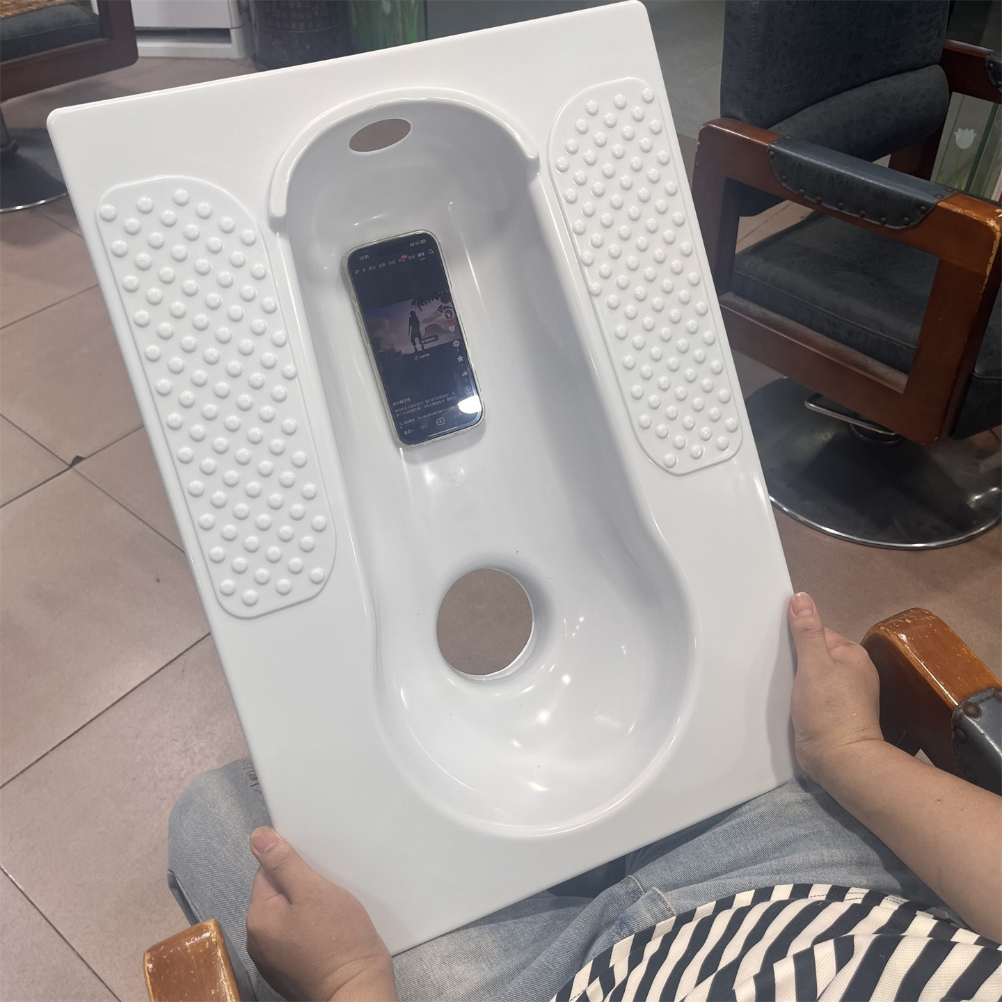 适用华为蹲坑恶搞厕所抽象手机壳