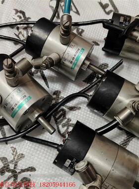 RV3S10-90-90 旋转气缸CKD喜开理 成色九成新