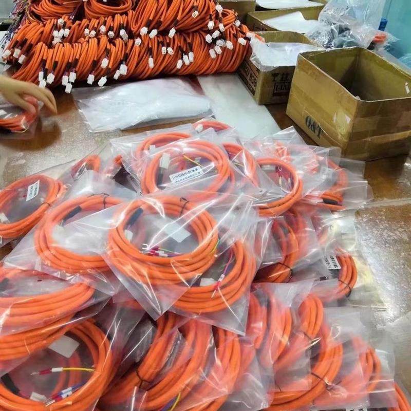 西门子伺服功率线 预制 6FX3002-5CL01 4x 1