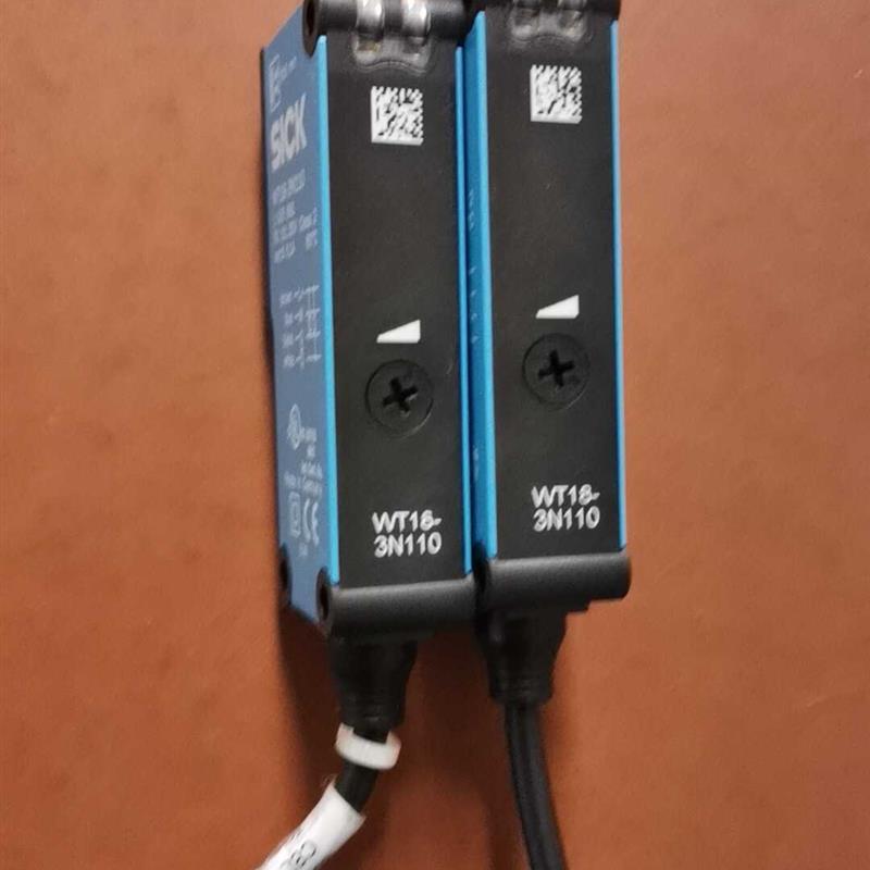 SICK西克传感器WT18-3N110,从设备上拆下来的,设