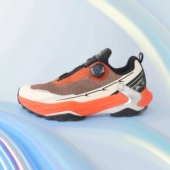 出加拿大骨架纽扣爬坡王透气防滑加拿大户外徒步旅行越野跑鞋 男女