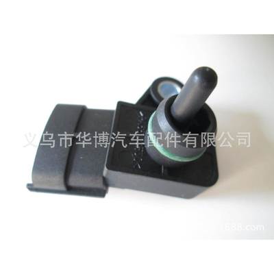 适用索纳塔伊兰特千里马现代进气压力传感器39300-22600