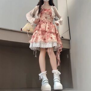 子+针织公主学生法式两件套装歇碎花开衫绝美防晒吊带连衣裙女茶