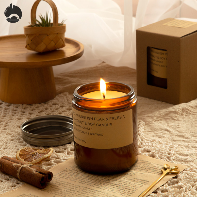 英国梨与小苍兰200g大罐艺术风氛围香薰蜡烛卧室伴手礼送伴娘礼物